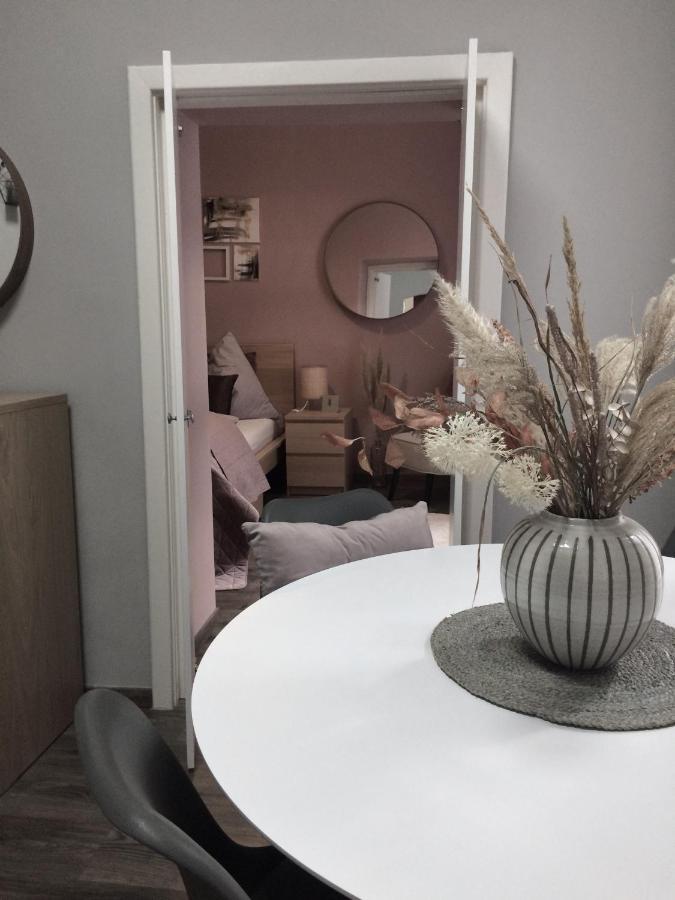 Ferienwohnung Magnolia Apartman Ödenburg Exterior foto