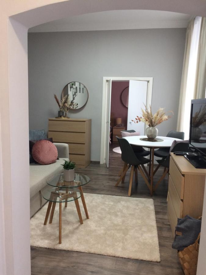 Ferienwohnung Magnolia Apartman Ödenburg Exterior foto